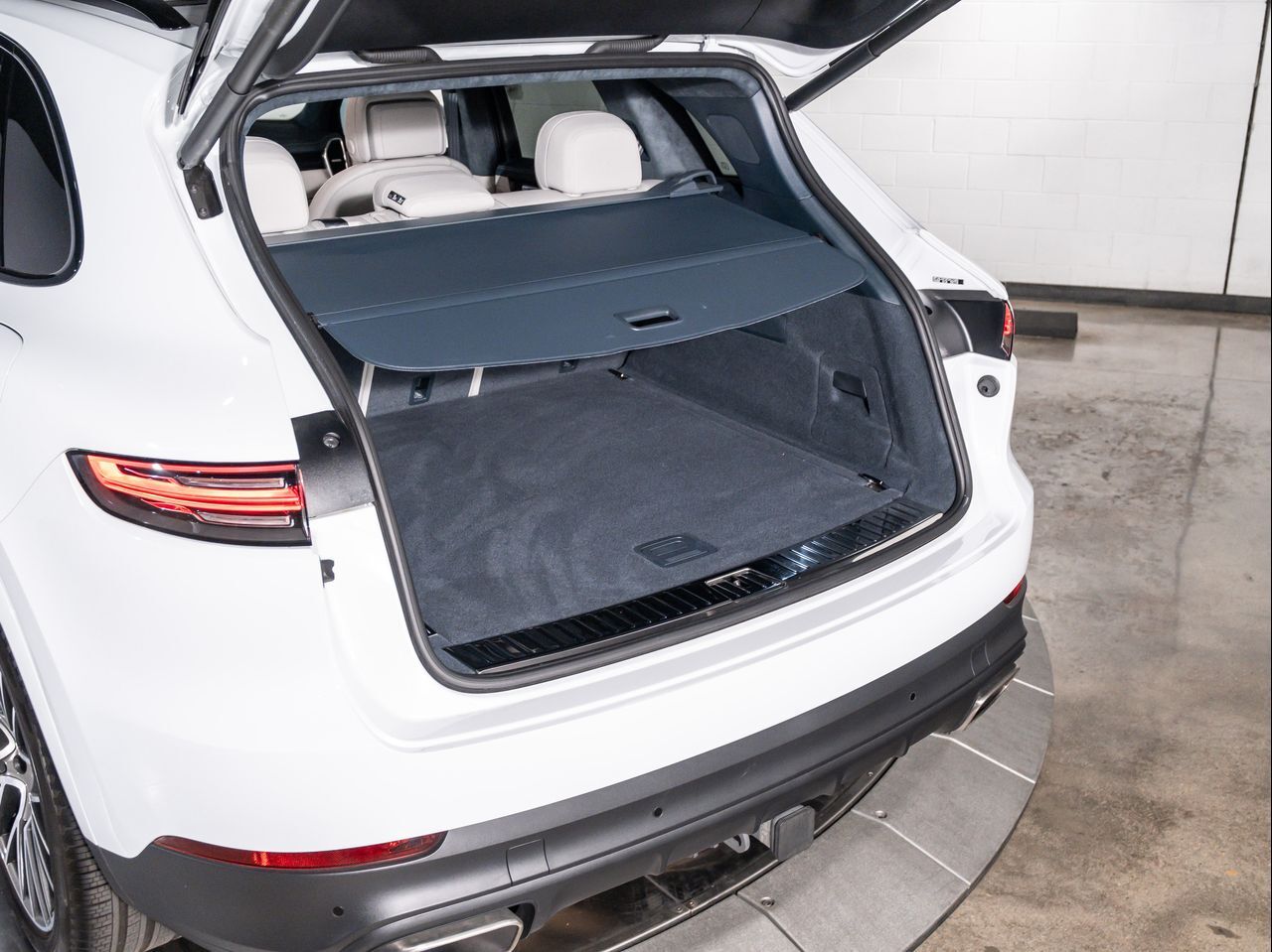 2023 Porsche Cayenne E-Hybrid E-Hybrid Santa Clarita CA