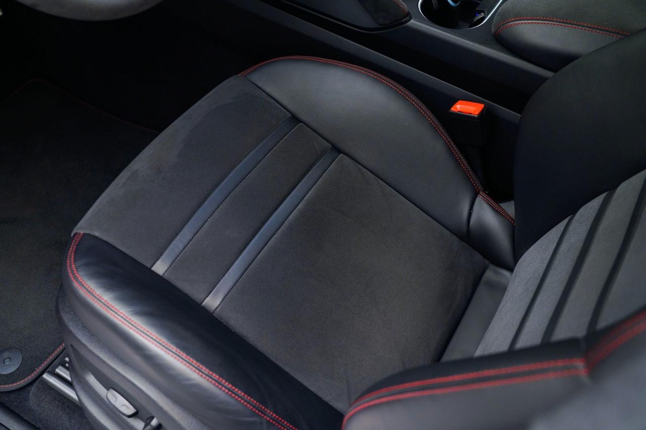 2023 Porsche Cayenne GTS Coupe Pompano Beach FL