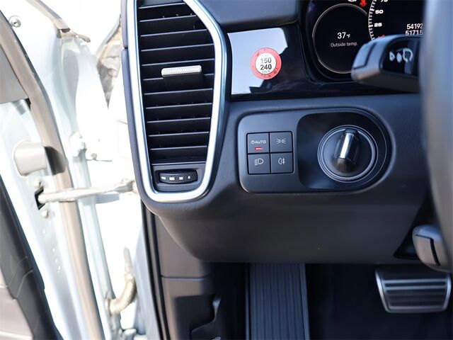 2023 Porsche Cayenne GTS Oshkosh WI 2023 Porsche Cayenne GTS Oshkosh WI