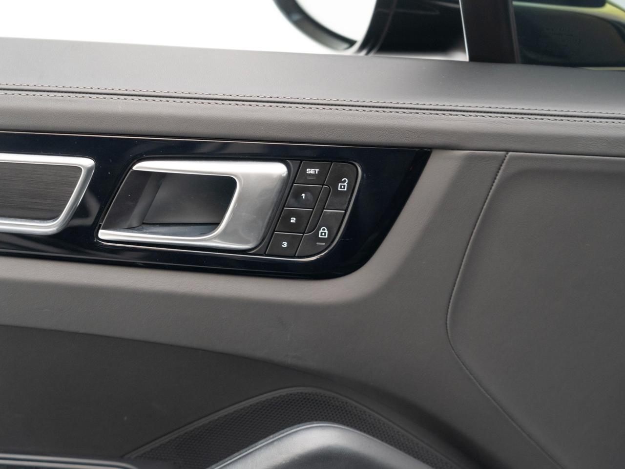 2023 Porsche Cayenne GTS Pompano Beach FL