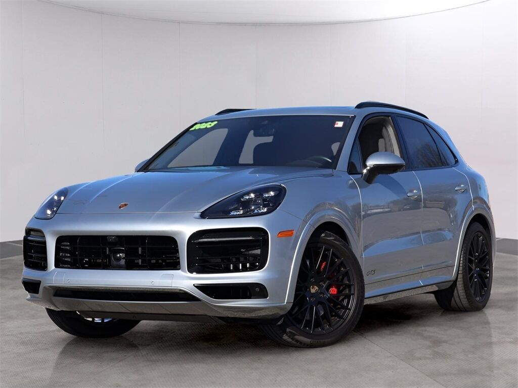 2023 Porsche Cayenne GTS