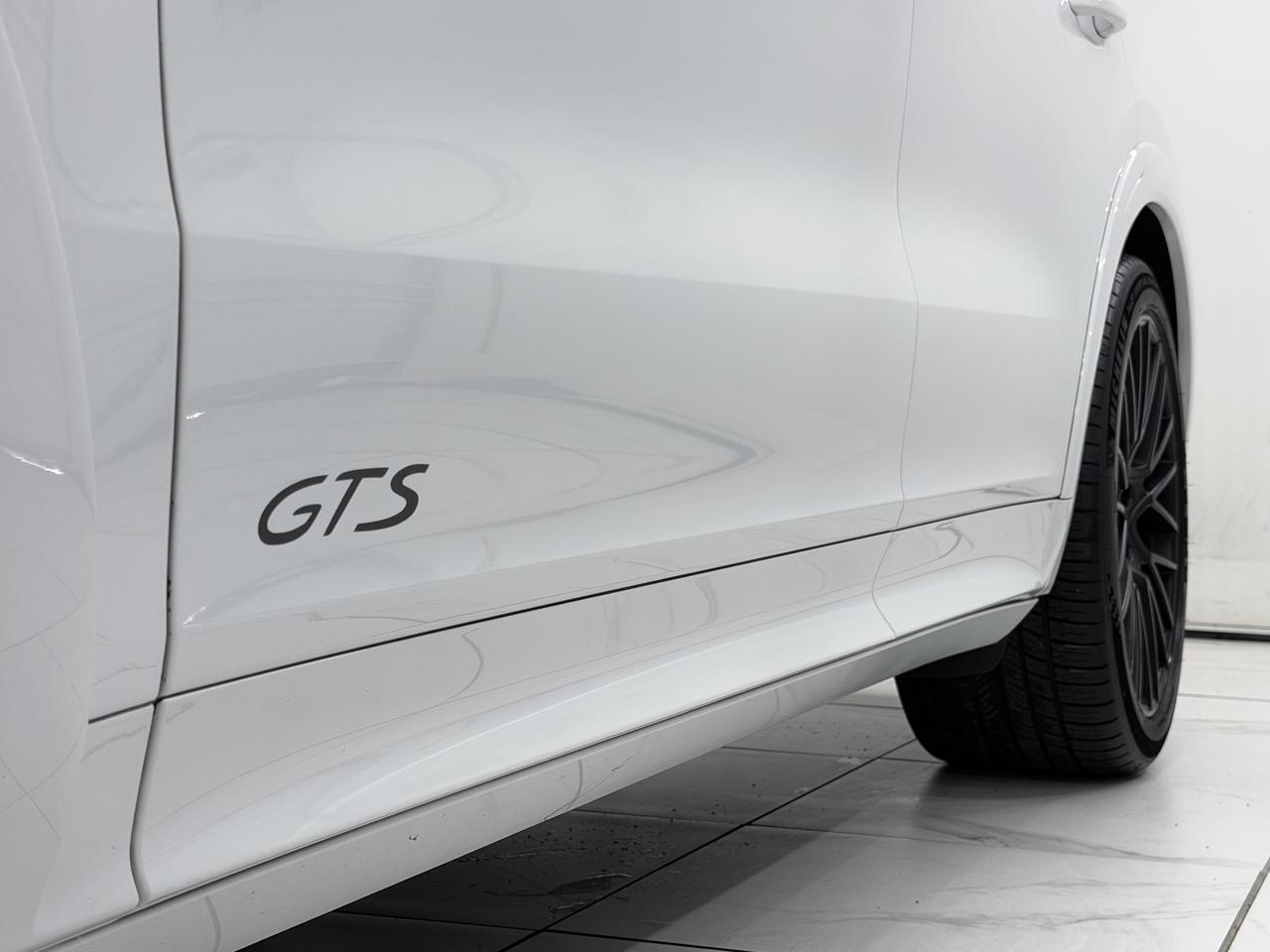 2023 Porsche Cayenne Gts Newark DE