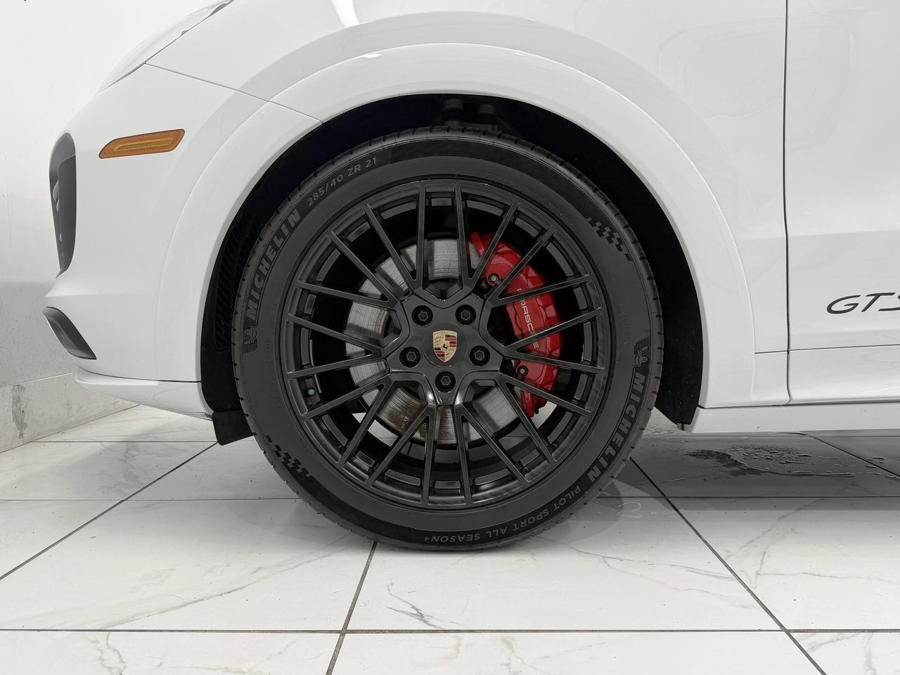 2023 Porsche Cayenne Gts Newark DE