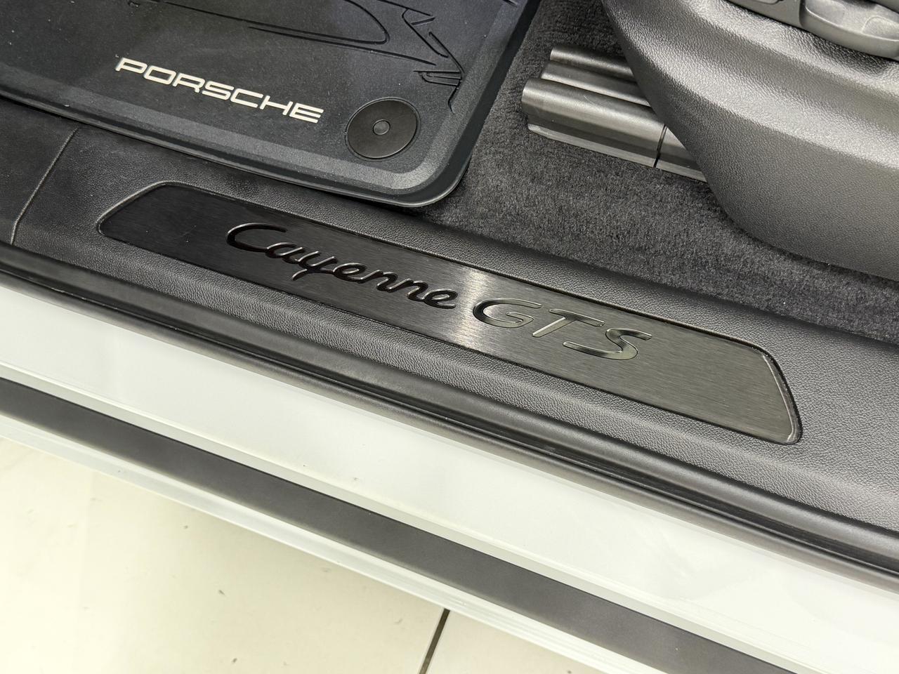 2023 Porsche Cayenne Gts Newark DE