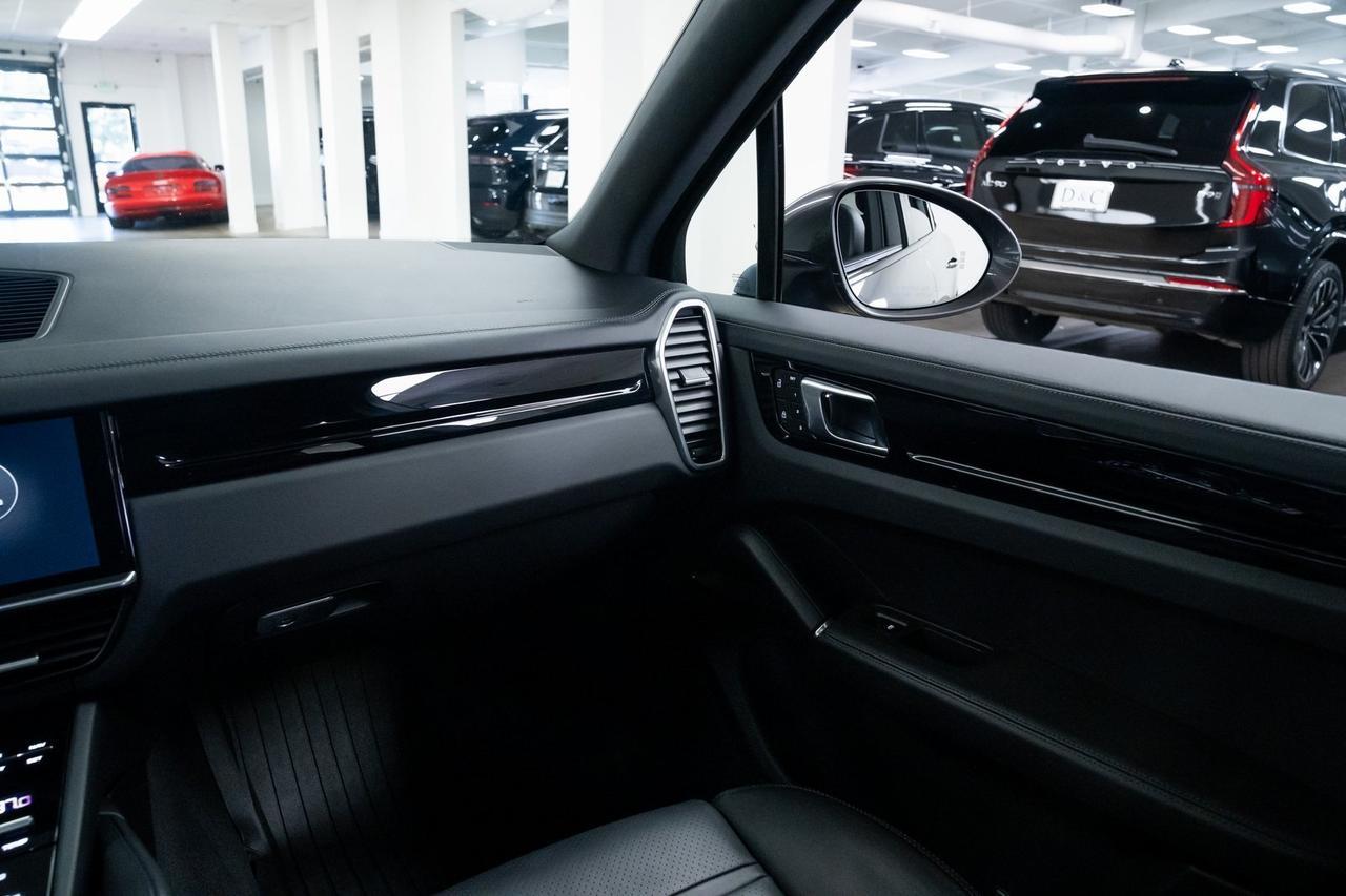 2023 Porsche Cayenne Heated Seats Premium Package Portland OR