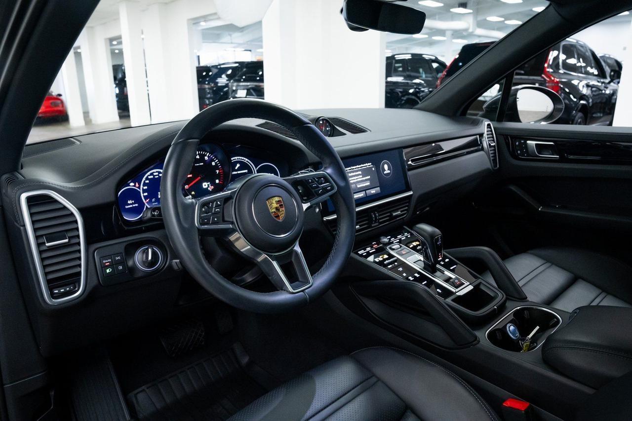 2023 Porsche Cayenne Heated Seats Premium Package Portland OR
