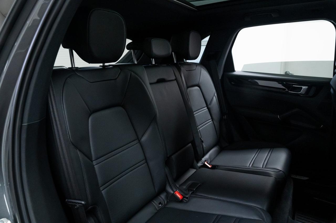2023 Porsche Cayenne Heated Seats Premium Package Portland OR