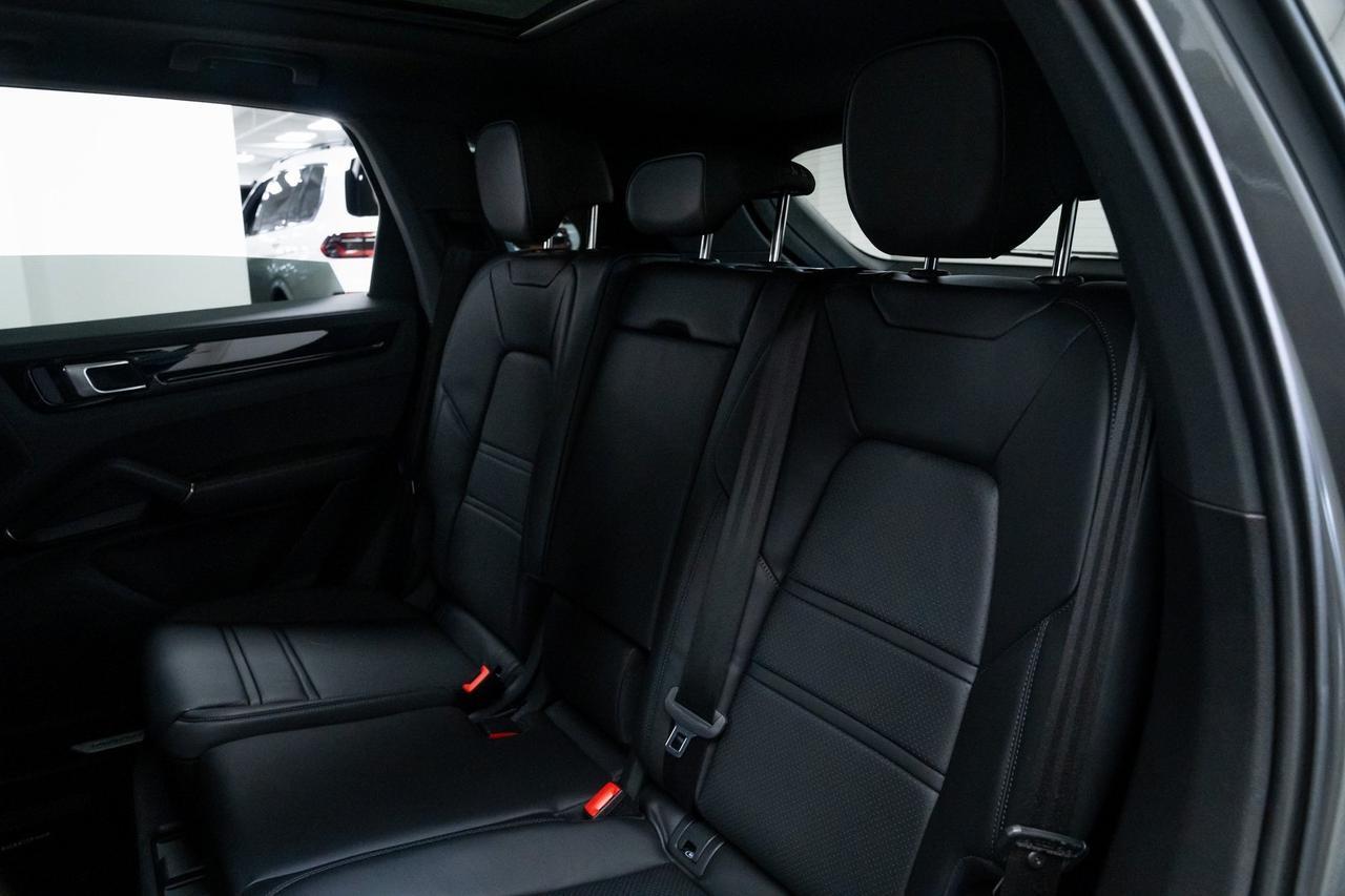 2023 Porsche Cayenne Heated Seats Premium Package Portland OR