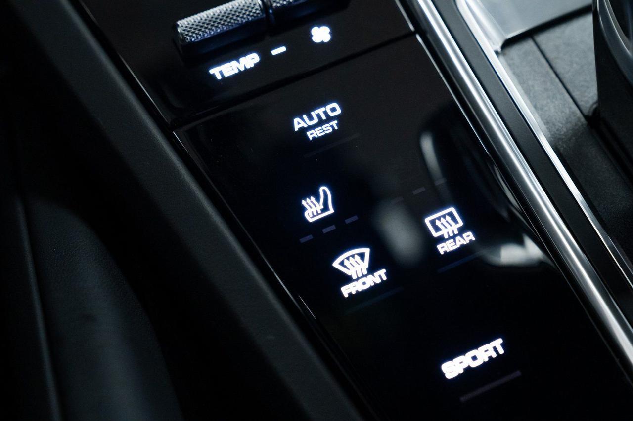 2023 Porsche Cayenne Heated Seats Premium Package Portland OR