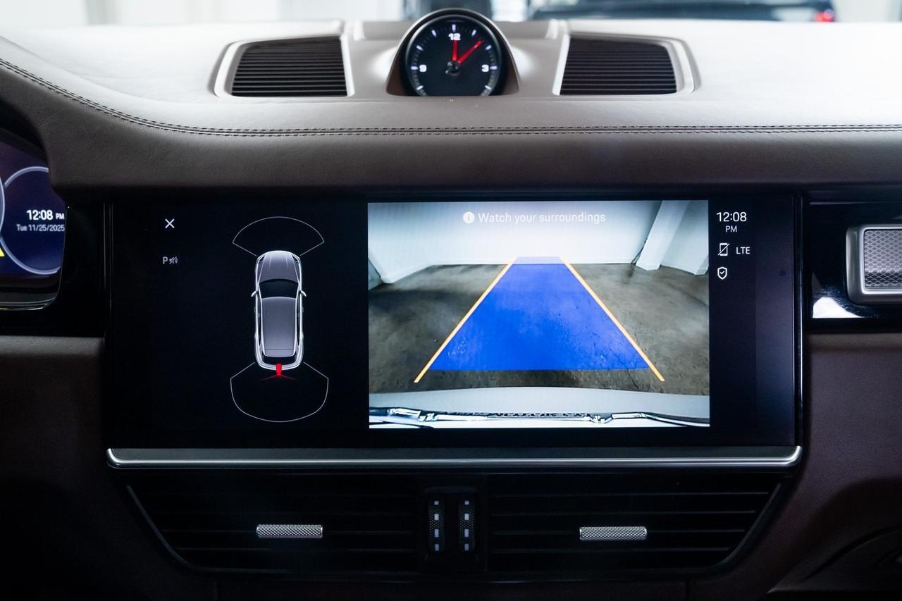 2023 Porsche Cayenne Platinum Edition 1 Owner Vented Seats Bose Audio Portland OR