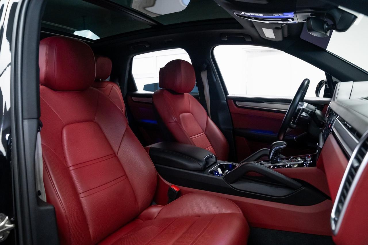 2023 Porsche Cayenne Platinum Edition 1 Owner Vented Seats Premium Package Portland OR