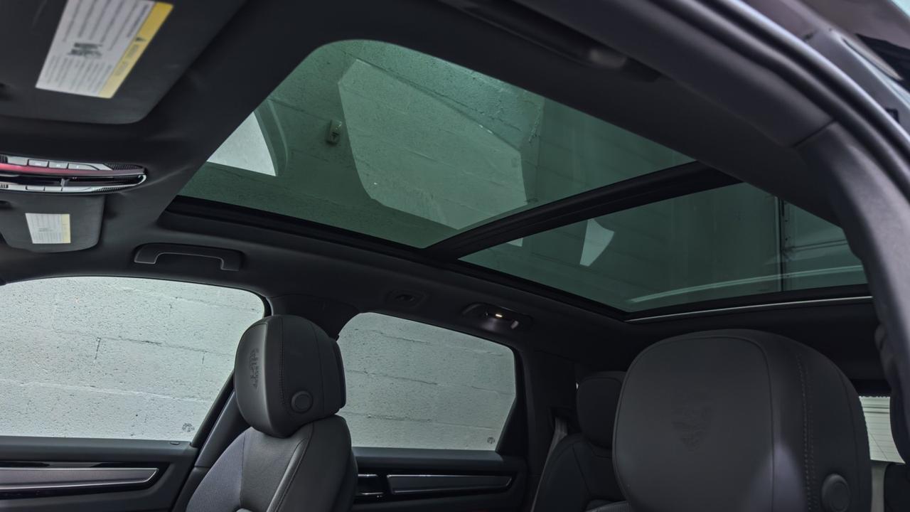 2023 Porsche Cayenne Platinum Edition AWD Tallmadge OH