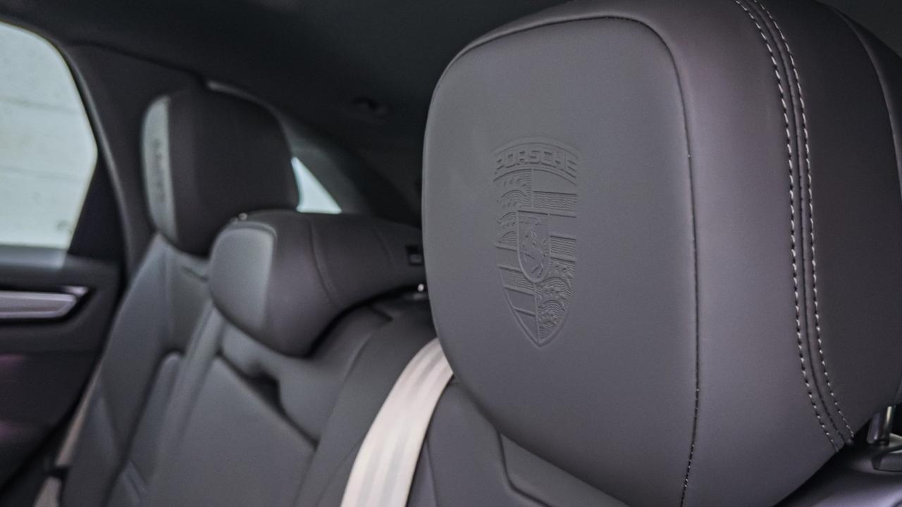 2023 Porsche Cayenne Platinum Edition AWD Tallmadge OH