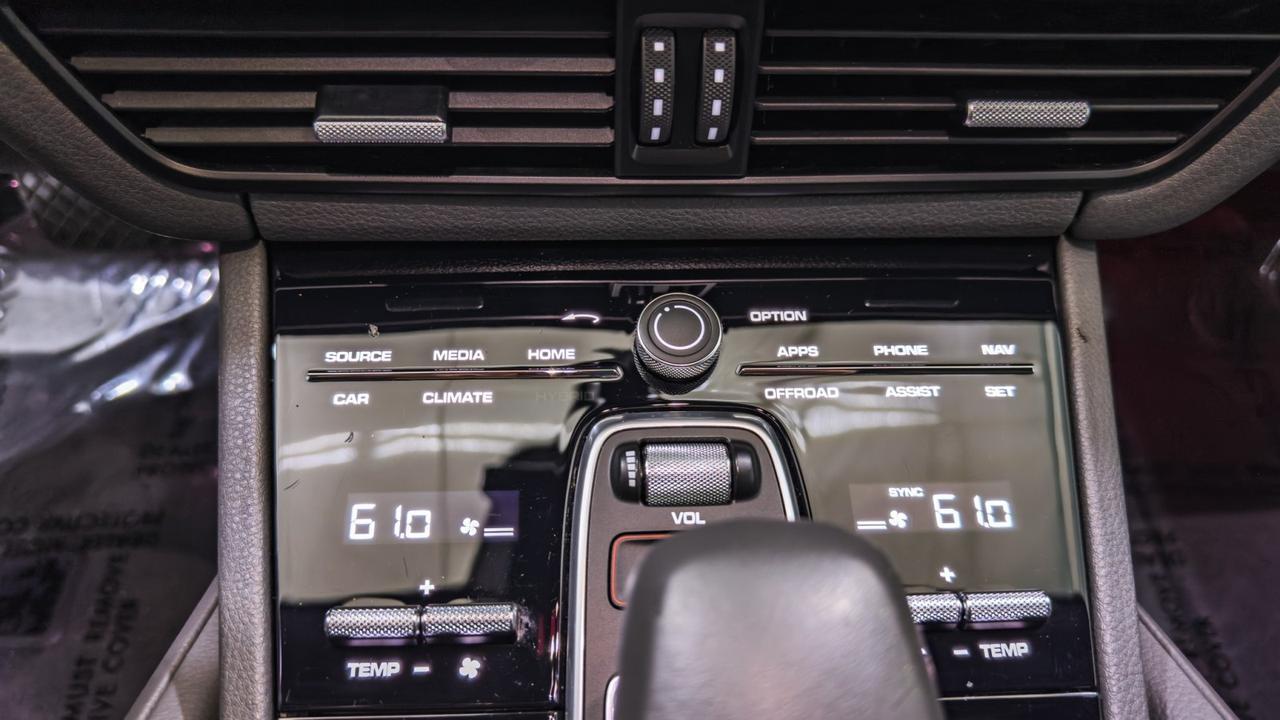 2023 Porsche Cayenne Platinum Edition AWD Tallmadge OH