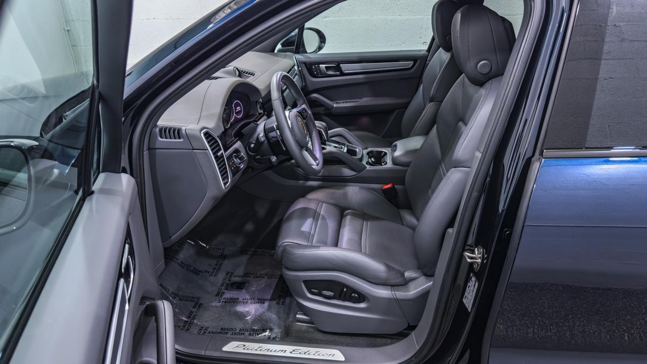 2023 Porsche Cayenne Platinum Edition AWD Tallmadge OH