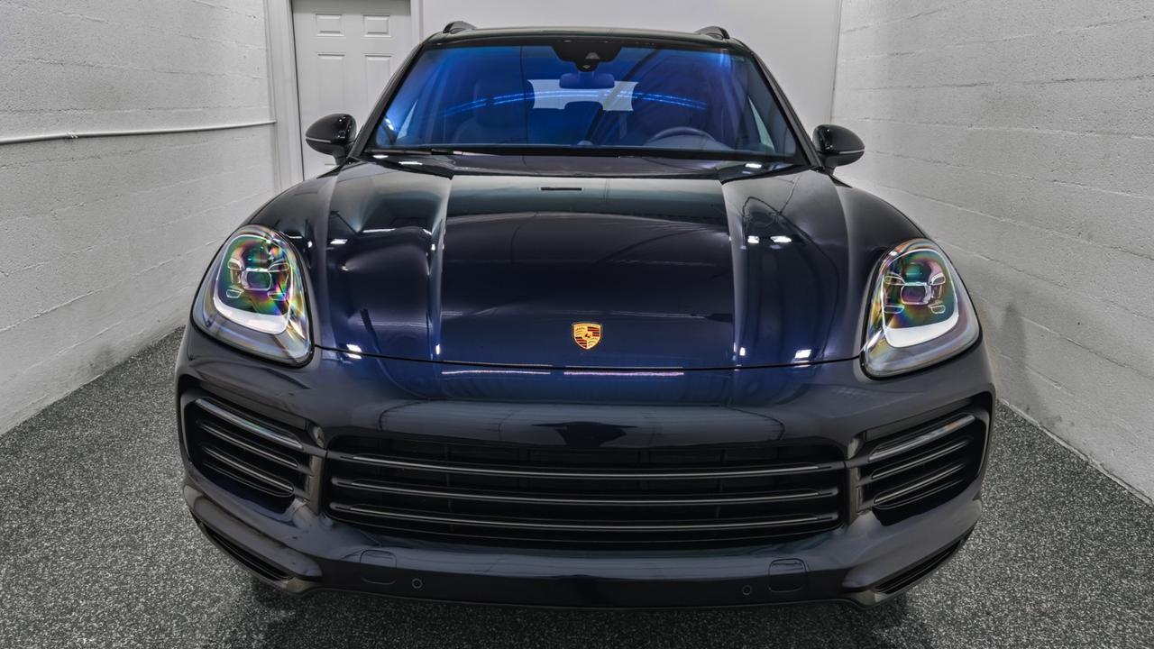 2023 Porsche Cayenne Platinum Edition AWD