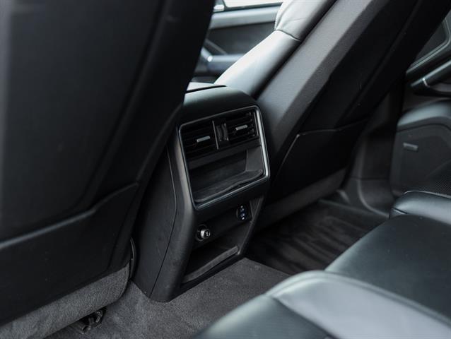 2023 Porsche Cayenne Platinum Edition Bakersfield CA