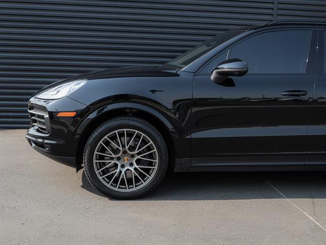 2023 Porsche Cayenne Platinum Edition Bakersfield CA