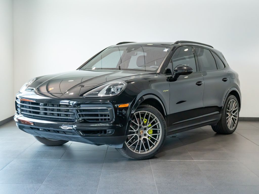 2023 Porsche Cayenne Platinum Edition