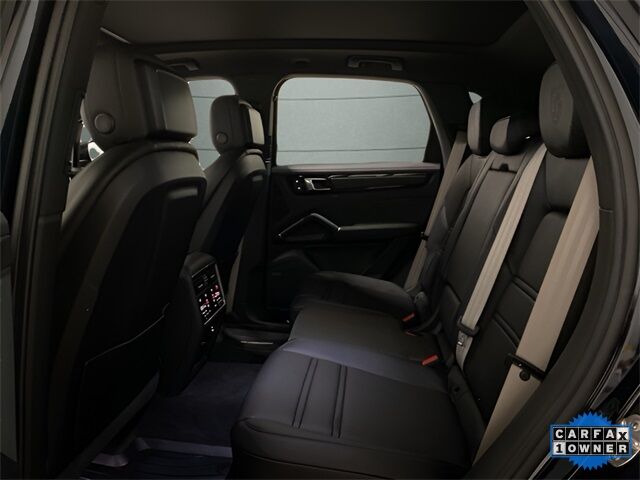 2023 Porsche Cayenne Platinum Edition Dallas TX