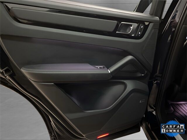 2023 Porsche Cayenne Platinum Edition Dallas TX