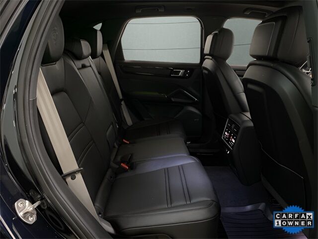 2023 Porsche Cayenne Platinum Edition Dallas TX