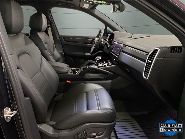 2023 Porsche Cayenne Platinum Edition Dallas TX
