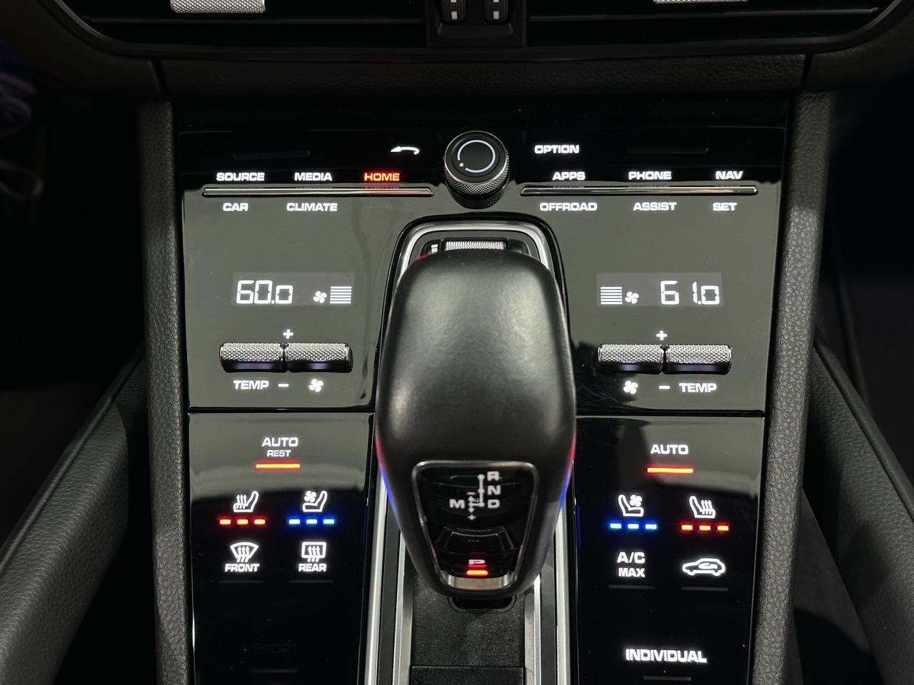 2023 Porsche Cayenne Platinum Edition E-Hybrid Newark DE