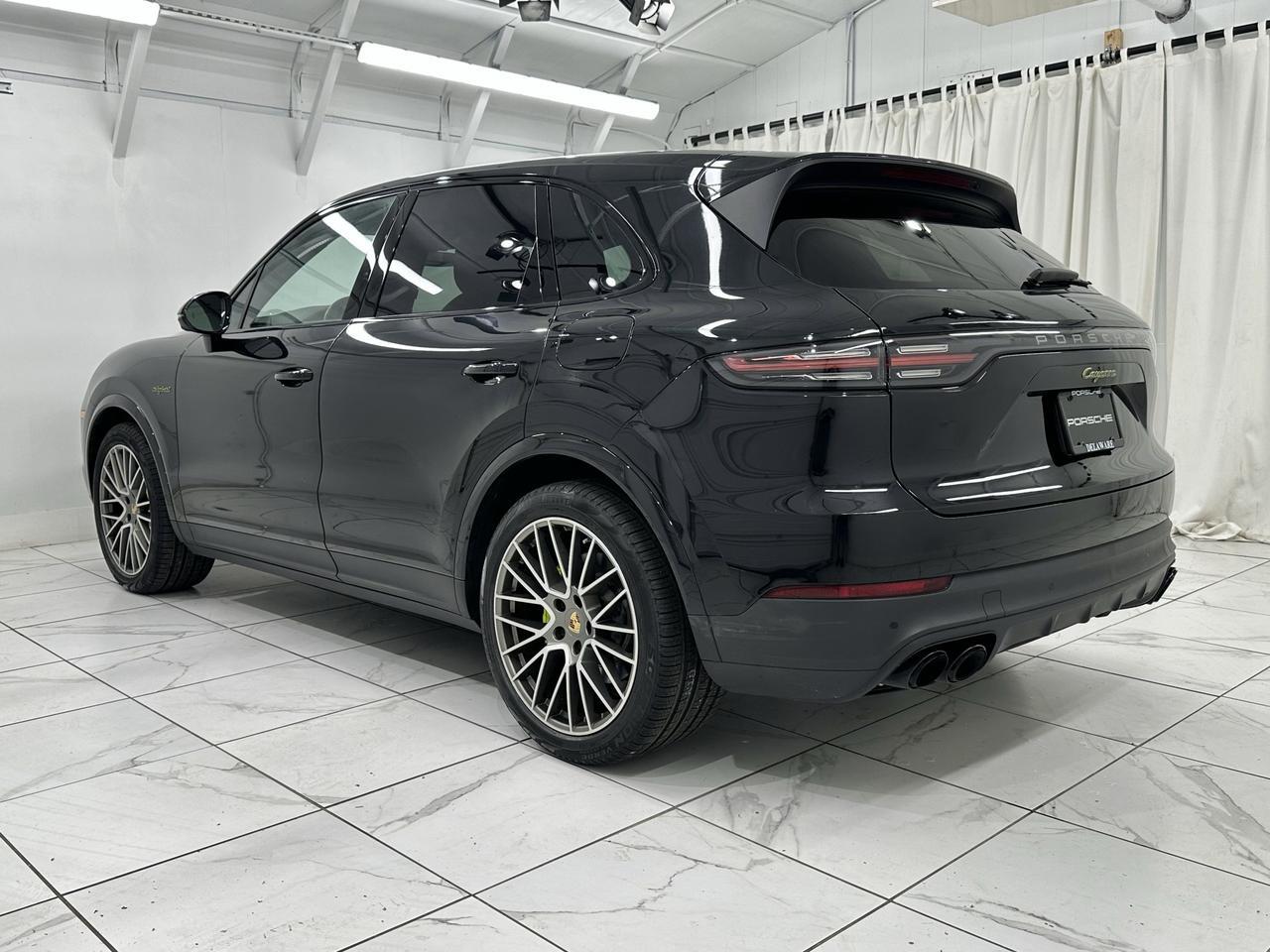 2023 Porsche Cayenne Platinum Edition E-Hybrid Newark DE