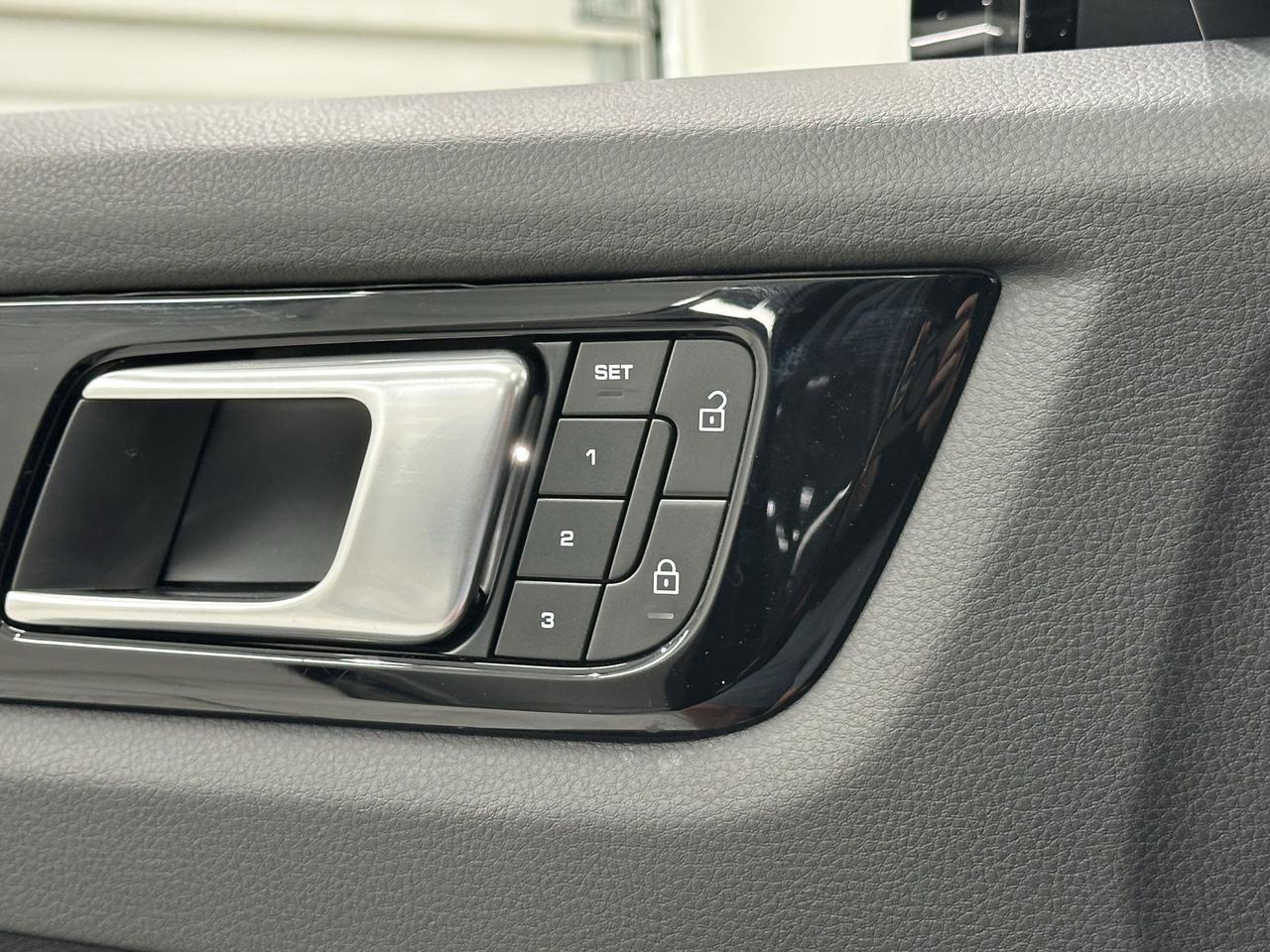 2023 Porsche Cayenne Platinum Edition E-Hybrid Newark DE