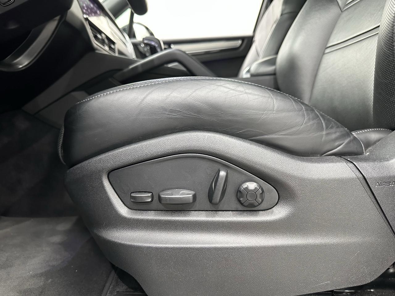 2023 Porsche Cayenne Platinum Edition E-Hybrid Newark DE