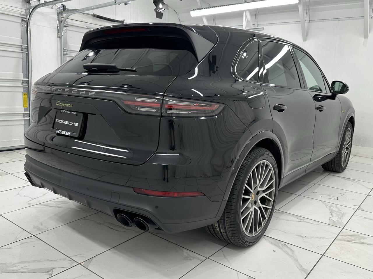 2023 Porsche Cayenne Platinum Edition E-Hybrid Newark DE