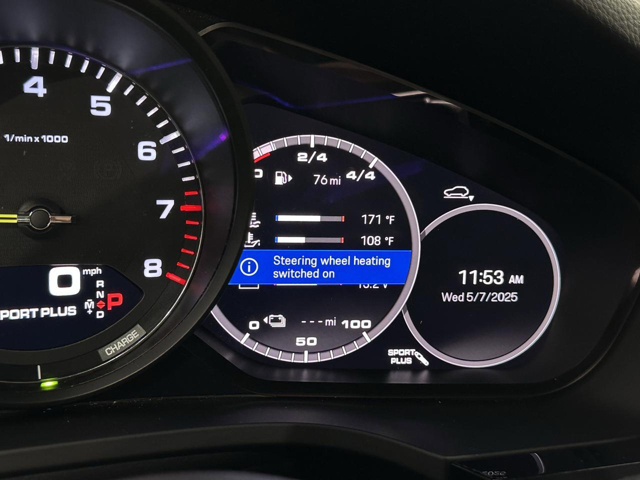 2023 Porsche Cayenne Platinum Edition E-Hybrid Newark DE