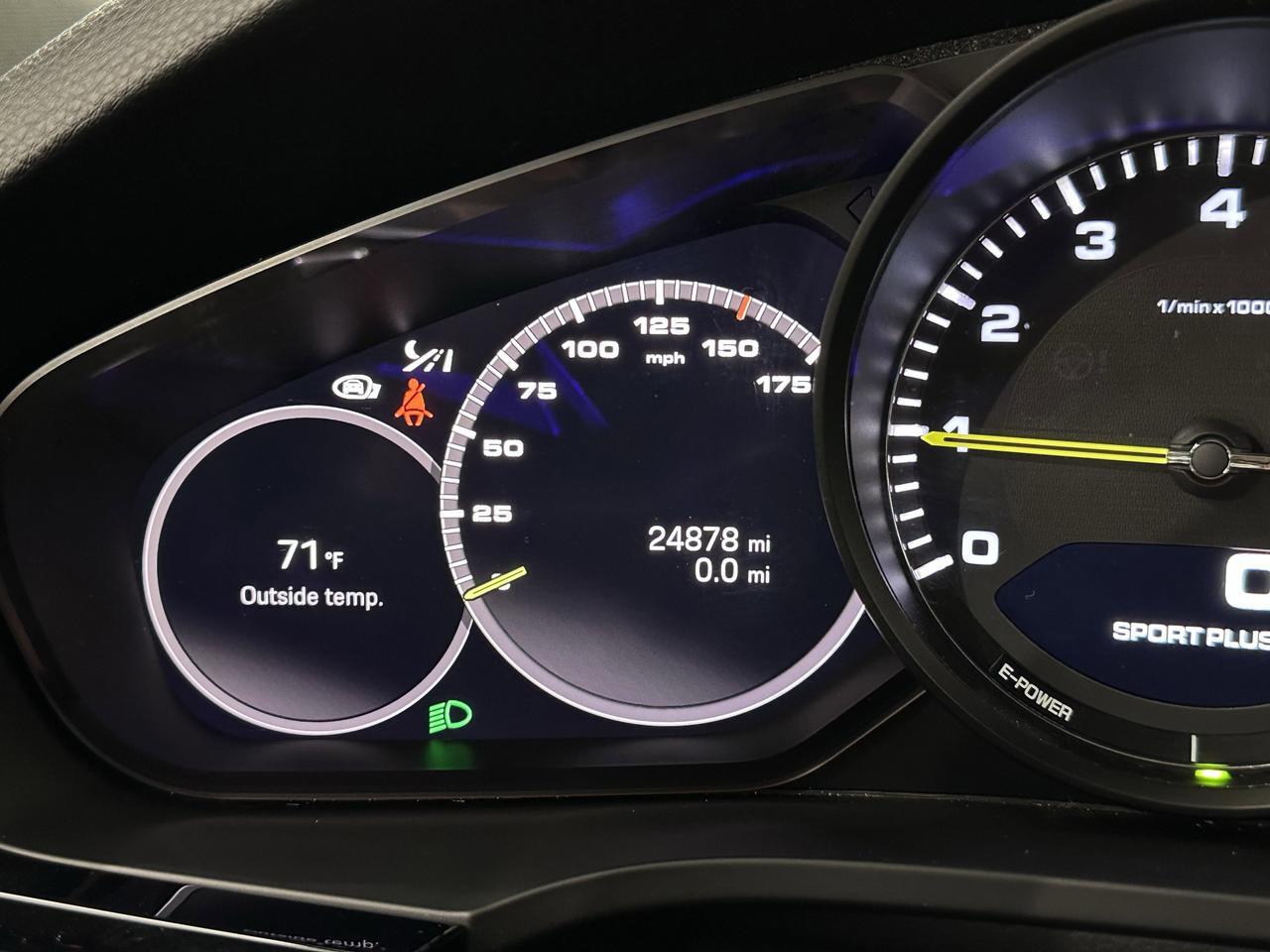 2023 Porsche Cayenne Platinum Edition E-Hybrid Newark DE