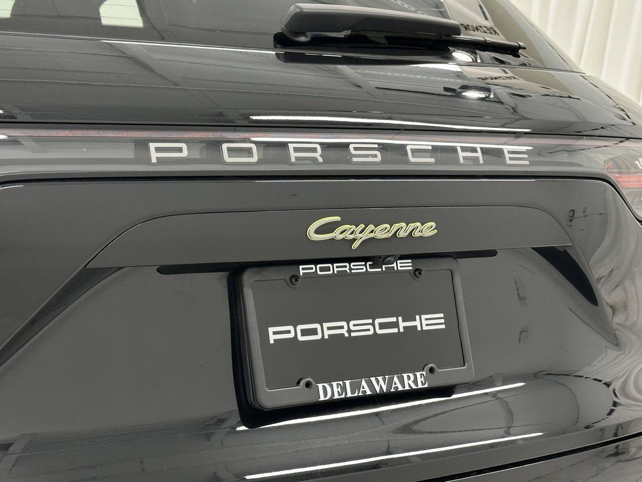 2023 Porsche Cayenne Platinum Edition E-Hybrid Newark DE