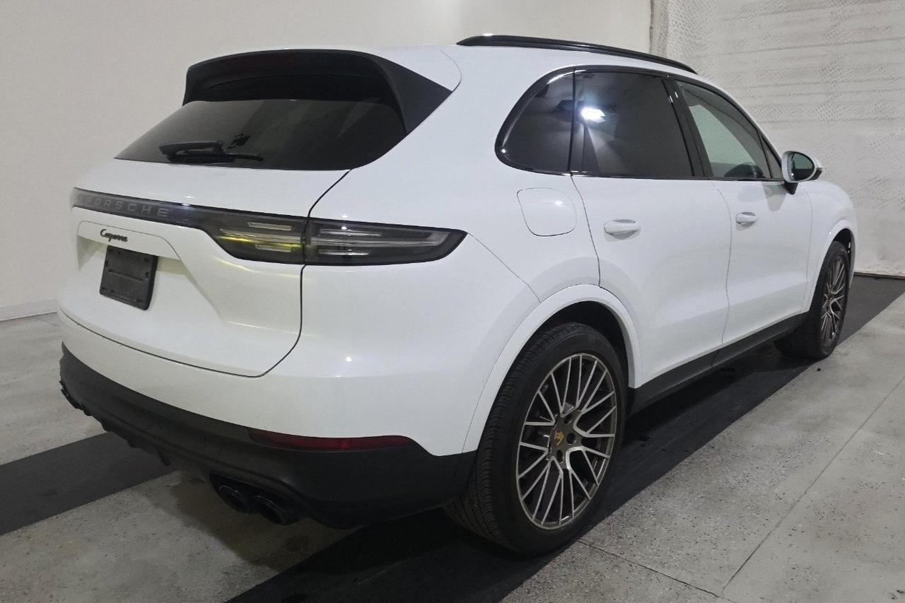 2023 Porsche Cayenne Platinum Edition InnoDrive Premium Package Plus Portland OR
