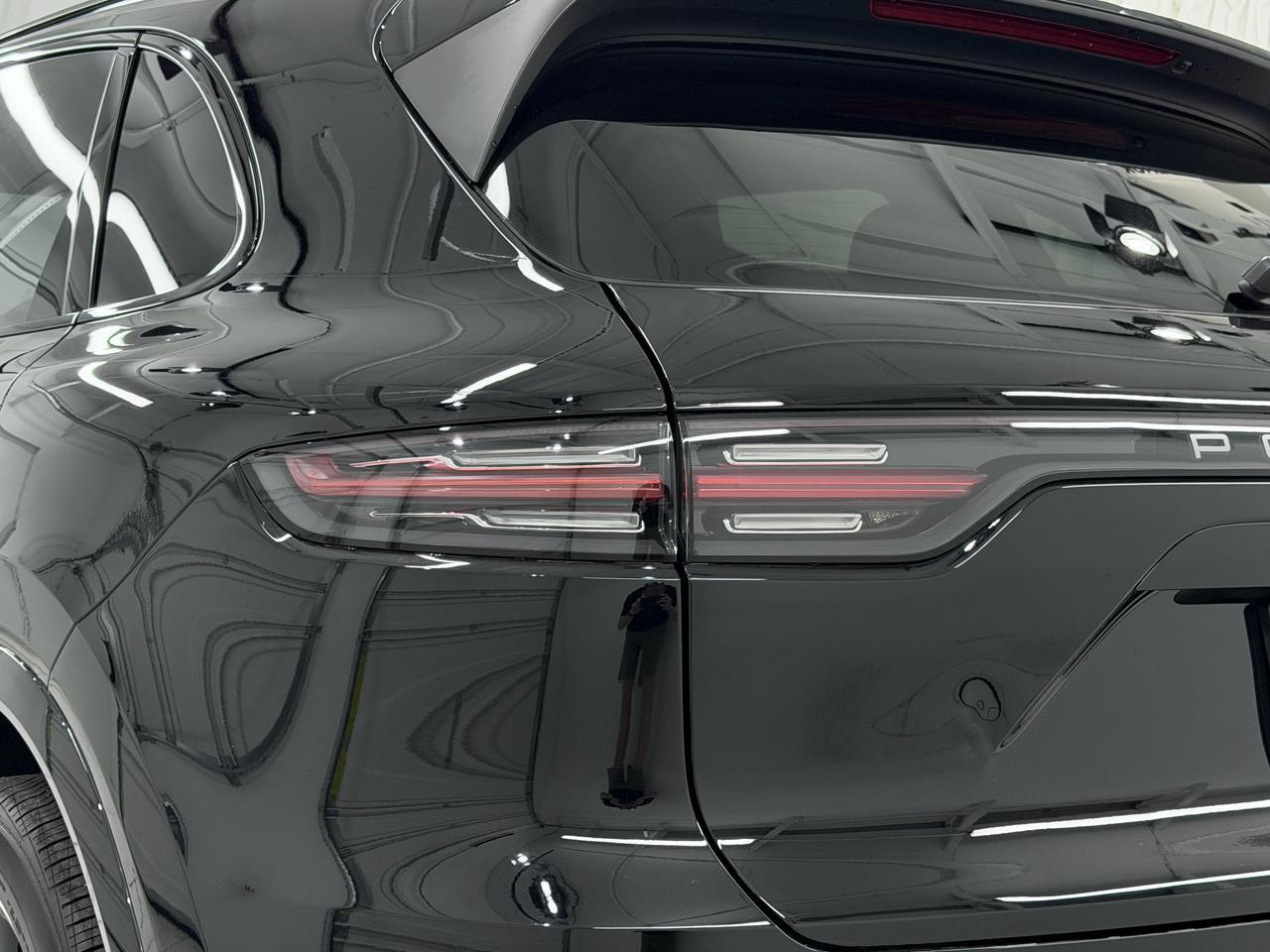 2023 Porsche Cayenne Platinum Edition Newark DE