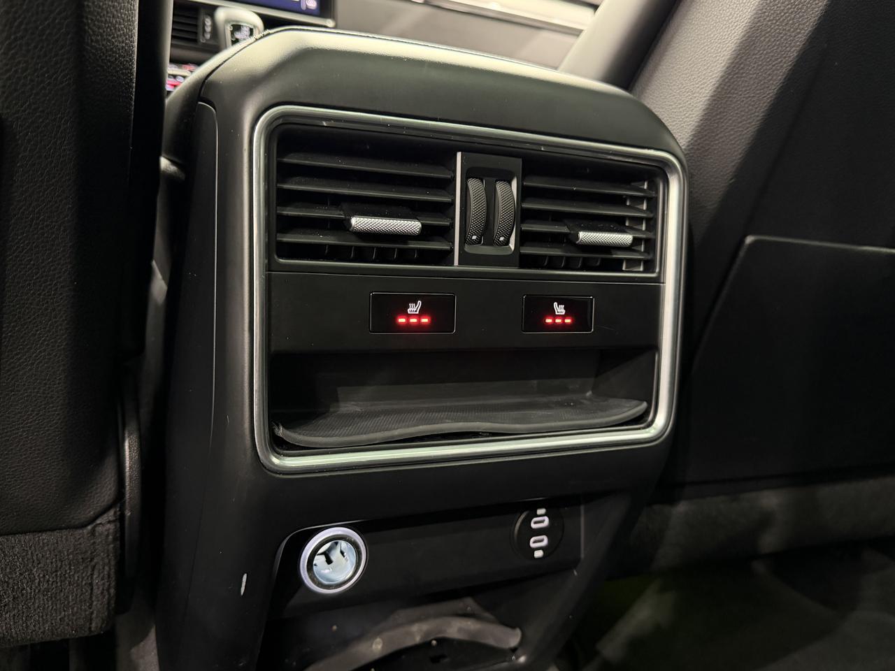 2023 Porsche Cayenne Platinum Edition Newark DE