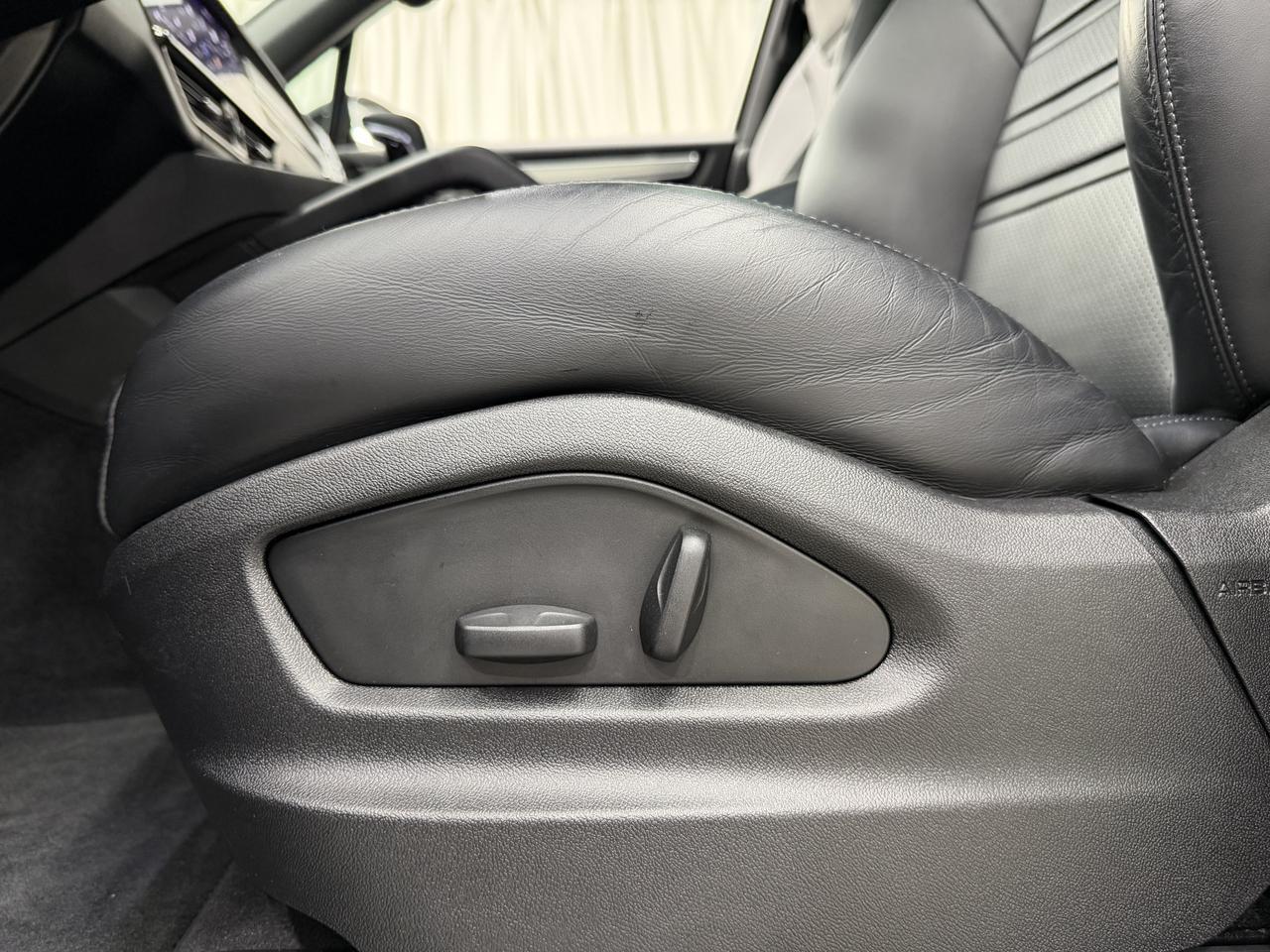 2023 Porsche Cayenne Platinum Edition Newark DE