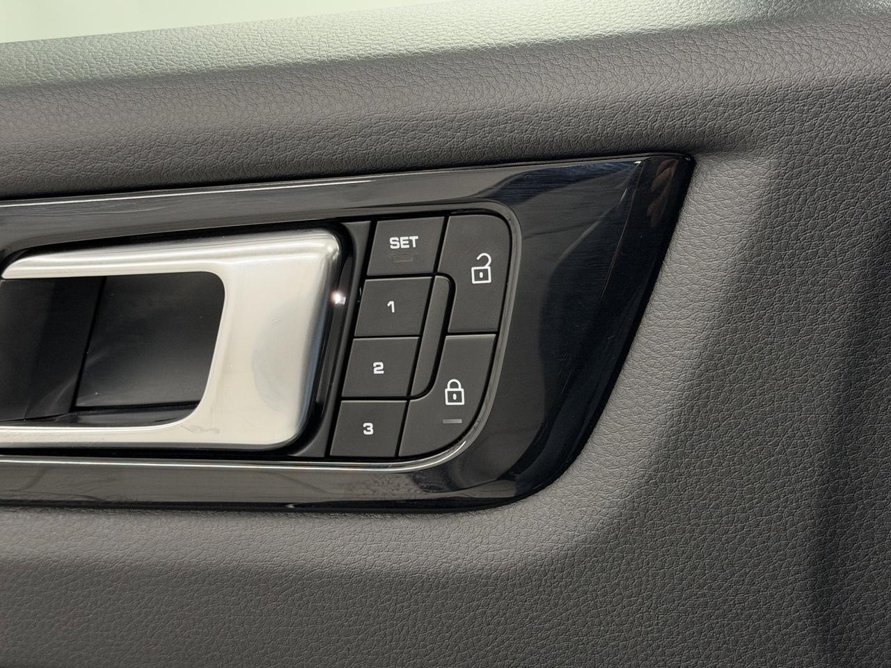 2023 Porsche Cayenne Platinum Edition Newark DE