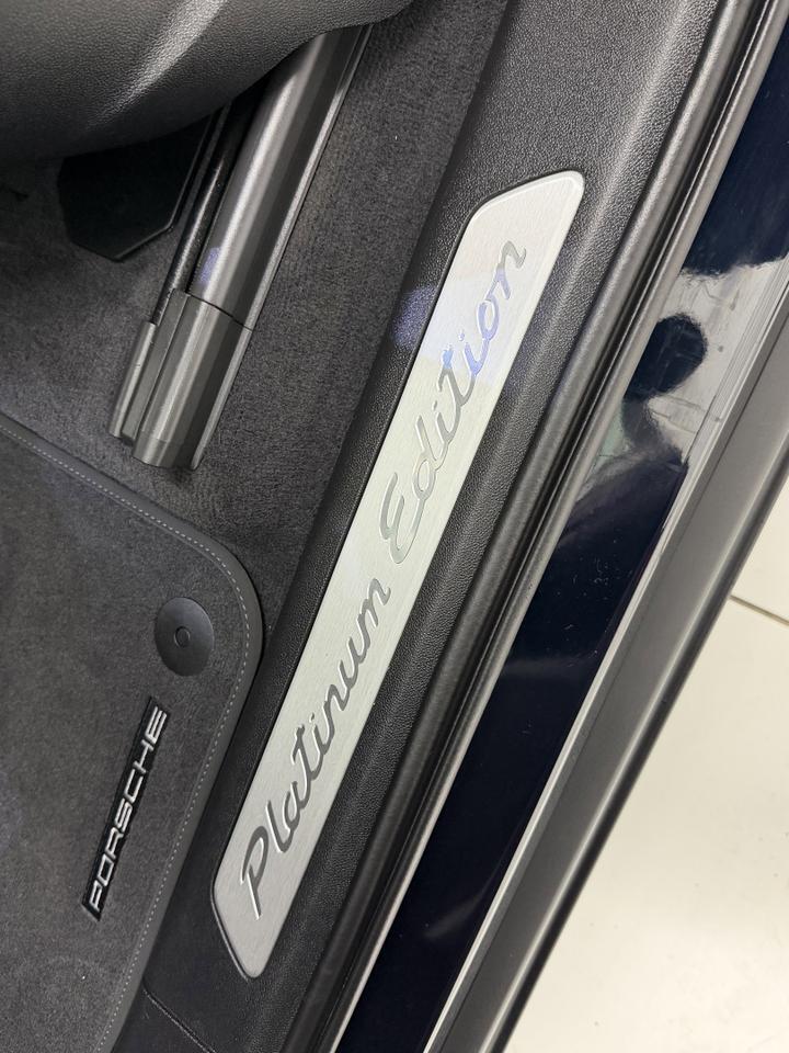 2023 Porsche Cayenne Platinum Edition Newark DE