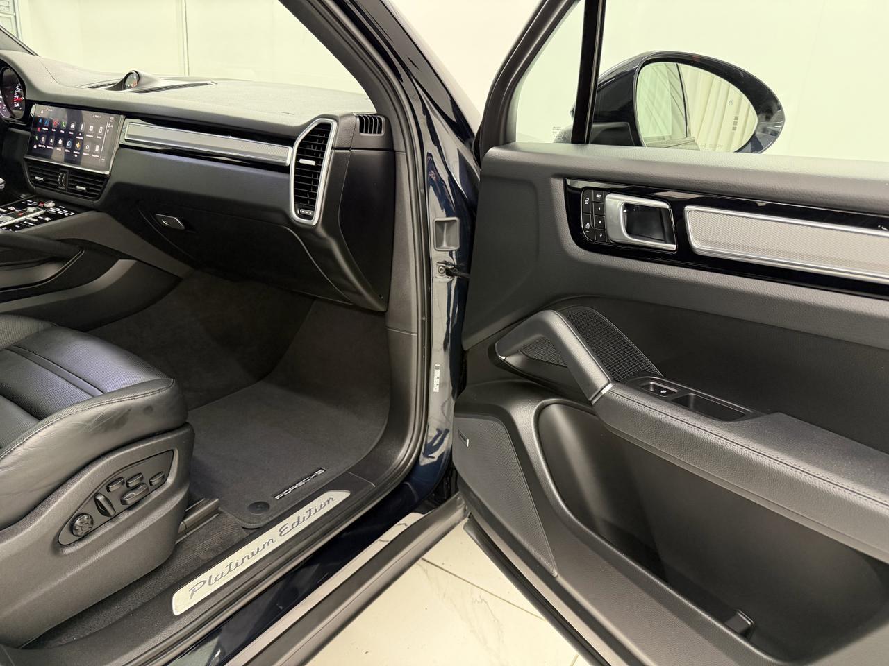 2023 Porsche Cayenne Platinum Edition Newark DE