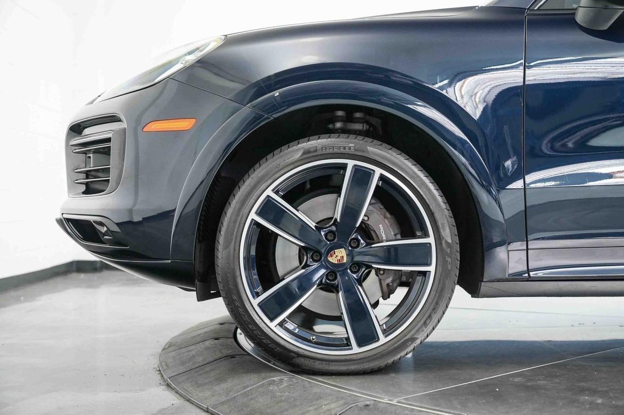 2023 Porsche Cayenne Platinum Edition Newport Beach CA