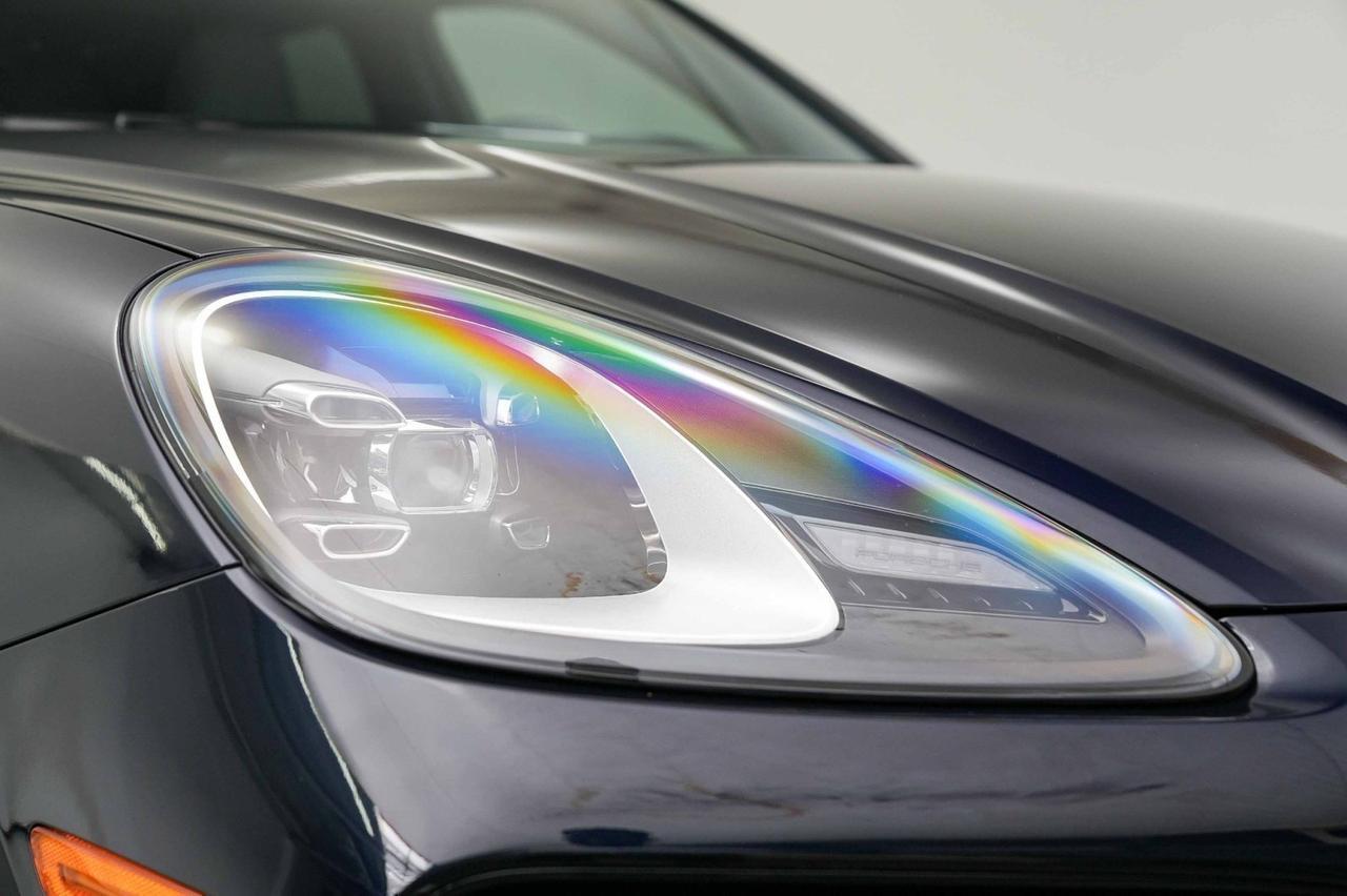2023 Porsche Cayenne Platinum Edition Newport Beach CA