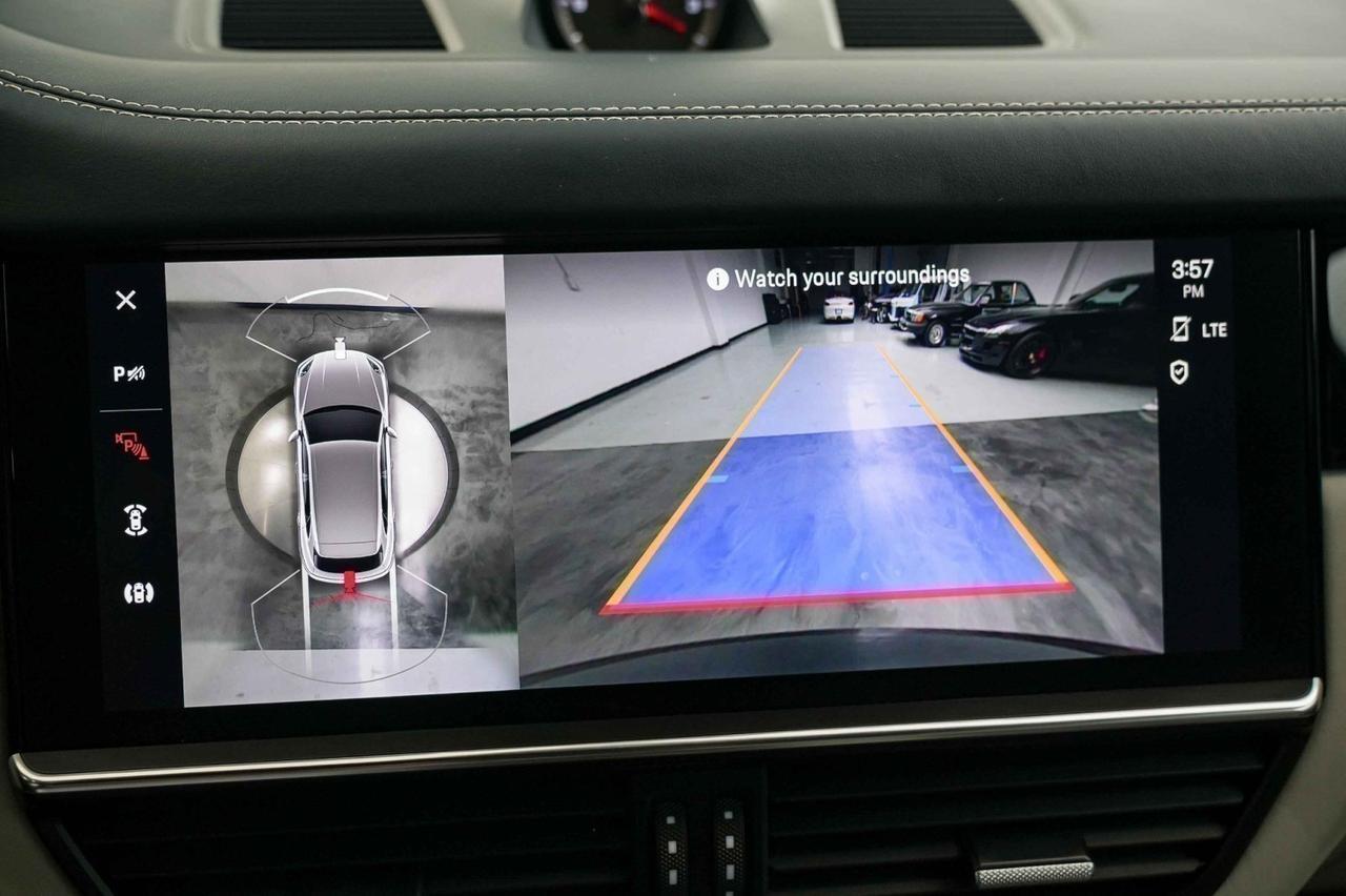 2023 Porsche Cayenne Platinum Edition Newport Beach CA