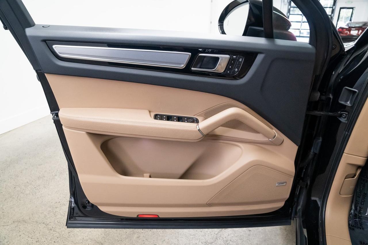2023 Porsche Cayenne Platinum Edition Night Vision Adaptive Air Suspension Portland OR