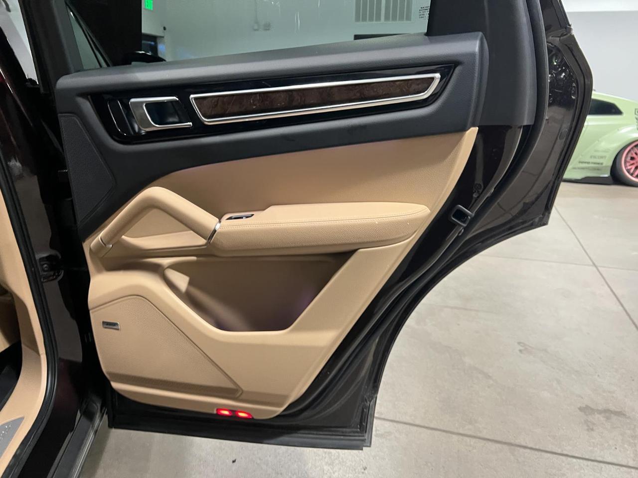 2023 Porsche Cayenne Platinum Edition Parker CO