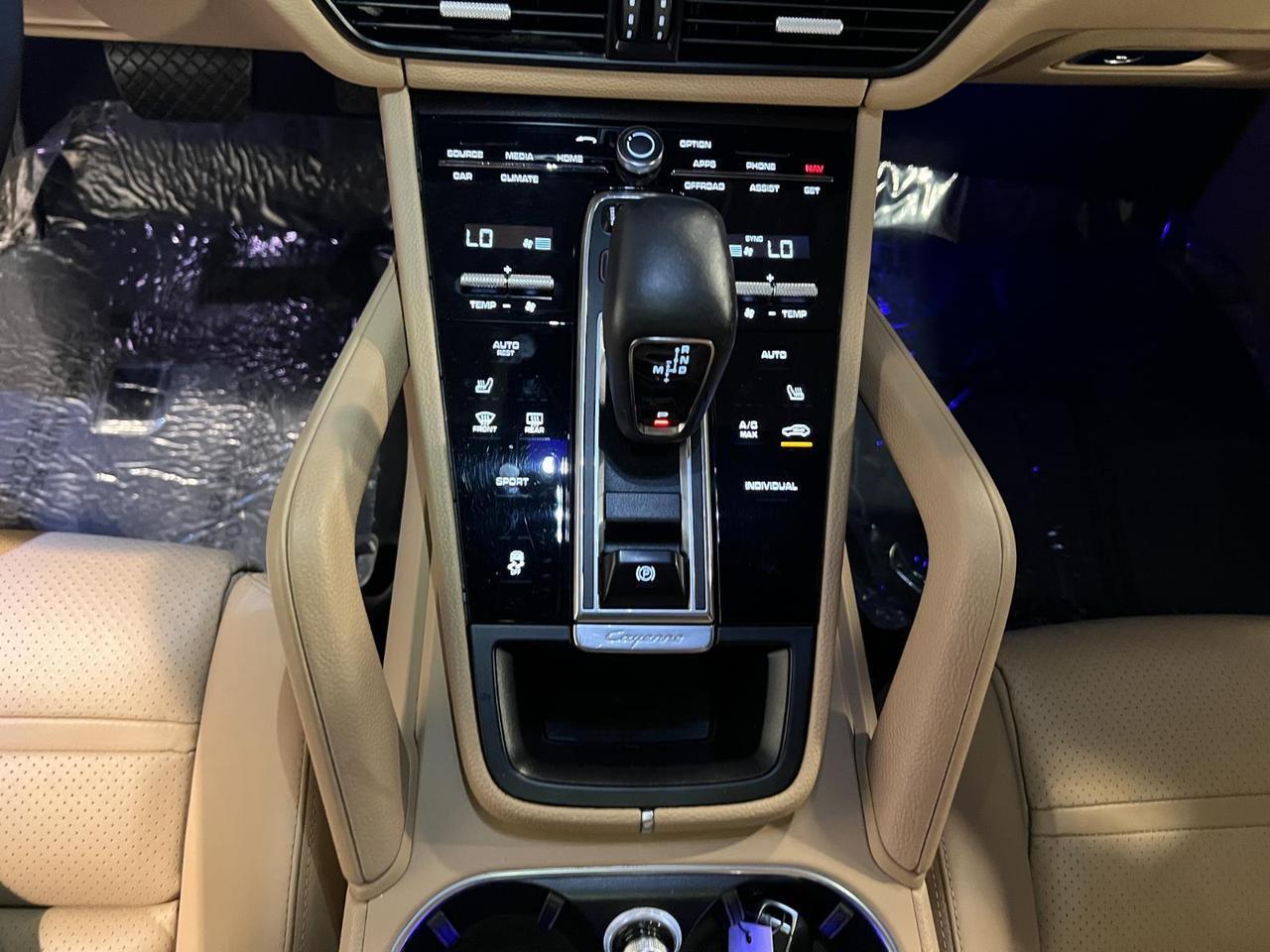2023 Porsche Cayenne Platinum Edition Parker CO