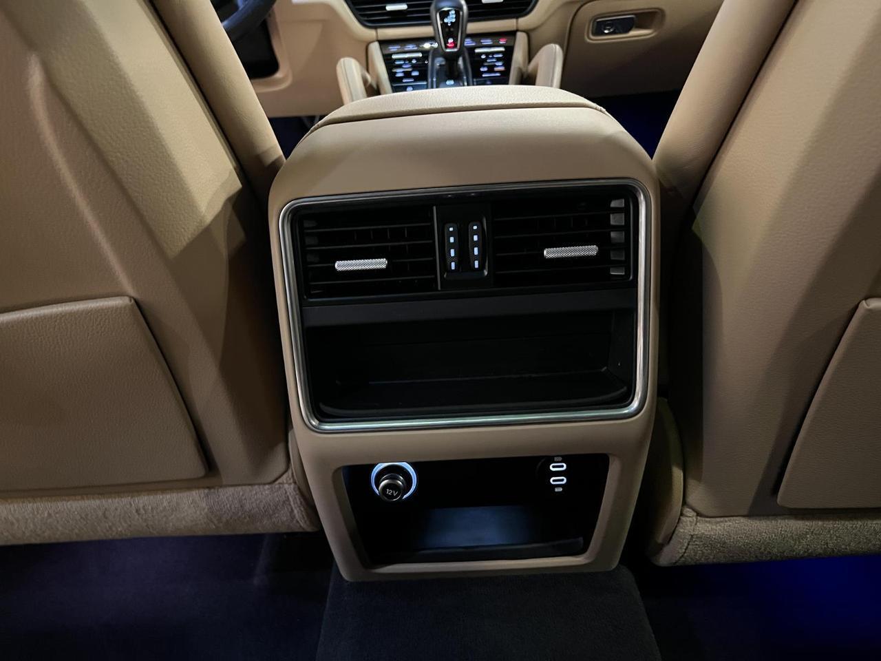 2023 Porsche Cayenne Platinum Edition Parker CO