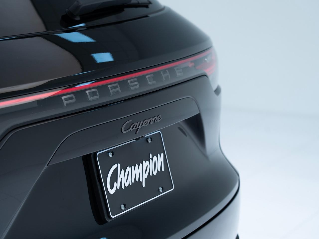 2023 Porsche Cayenne Platinum Edition Pompano Beach FL